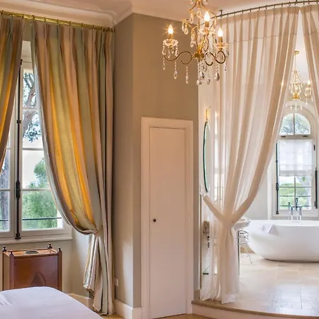 Valescure Sleeps 34 Pool Air Con Wifi Βίλα