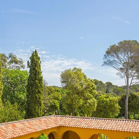 Valescure Sleeps 34 Pool Air Con Wifi Βίλα
