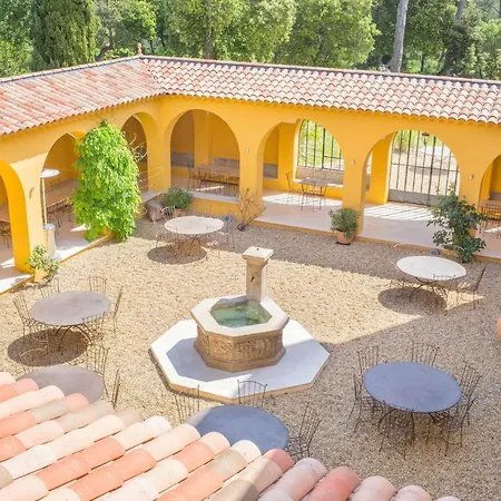 Villa Valescure Sleeps 34 Pool Air Con Wifi Fréjus