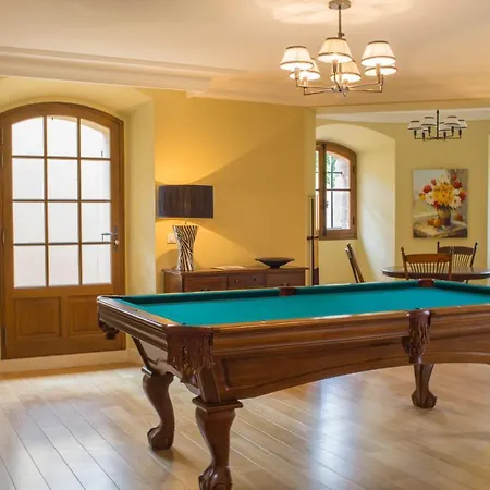 Βίλα Valescure Sleeps 34 Pool Air Con Wifi *